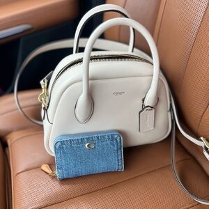 Coach Borough Bag in Brass/Chalk White Glovetanned Leather Excellent Condition